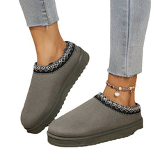 Load image into Gallery viewer, Fringed Snow Boots