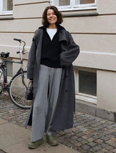 Load image into Gallery viewer, Retro Solid Stand Collar Long Tweed Coat Women