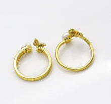 Load image into Gallery viewer, CZ Pave Butterfly Bee Pearl Ring, Sku#LD307