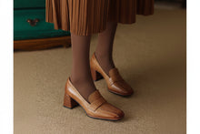 Load image into Gallery viewer, Women's Square Toe Chunky Heel Shoes – Sheepskin Upper, Retro Dress Heels in Blue &amp; Apricot