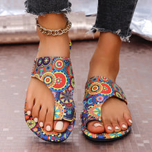 Load image into Gallery viewer, Women's Floral Ethnic Flip-Flops - Lightweight Non-Slip Flat Sandals