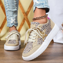 Load image into Gallery viewer, Leopard Print Retro Skate Shoes | Unisex Low-Top Sneakers | Men's &amp; Women's
