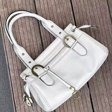 Load image into Gallery viewer, Women's Quilted PU Leather Tote Bag – Single Shoulder Underarm Commuter Bag