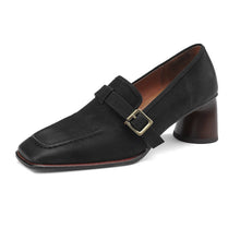 Load image into Gallery viewer, Women's Retro Chunky Heel Leather Shoes | British Style Round Toe Mid Heel Wool Leather Flats