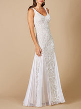 Load image into Gallery viewer, Lara Greta Beaded V-Neck Tulle Wedding Dress with Contrast Lining