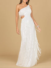 Load image into Gallery viewer, Wendy Fringe Bridal Dress