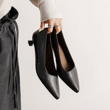 Load image into Gallery viewer, Women's Pointed-Toe Kitten Heel Pumps | Washed Full-Grain Cowhide Office Shoes