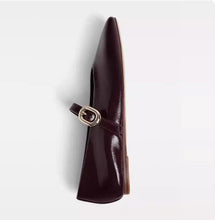 Load image into Gallery viewer, Burgundy V-Strap Flats