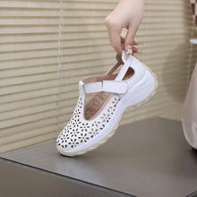 Load image into Gallery viewer, Women's Comfortable Flat Leather Shoes – Suede Round Toe Flats