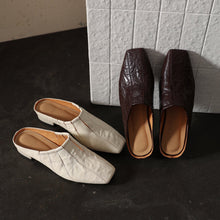 Load image into Gallery viewer, Women's Washed Cowhide Square-Toe Mules | Low Block Heel Backless Shoes