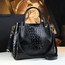 Load image into Gallery viewer, Crocodile-Print Women's Shoulder Bag - Textured PU Leather Handbag with Metal Accents