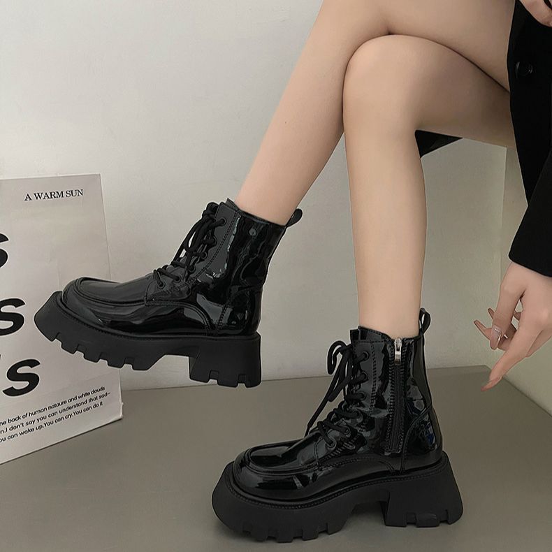 Women's Vintage British Chunky Heel Western Cowboy Ankle Boots | Lace-Up Round Toe Block Heel Booties