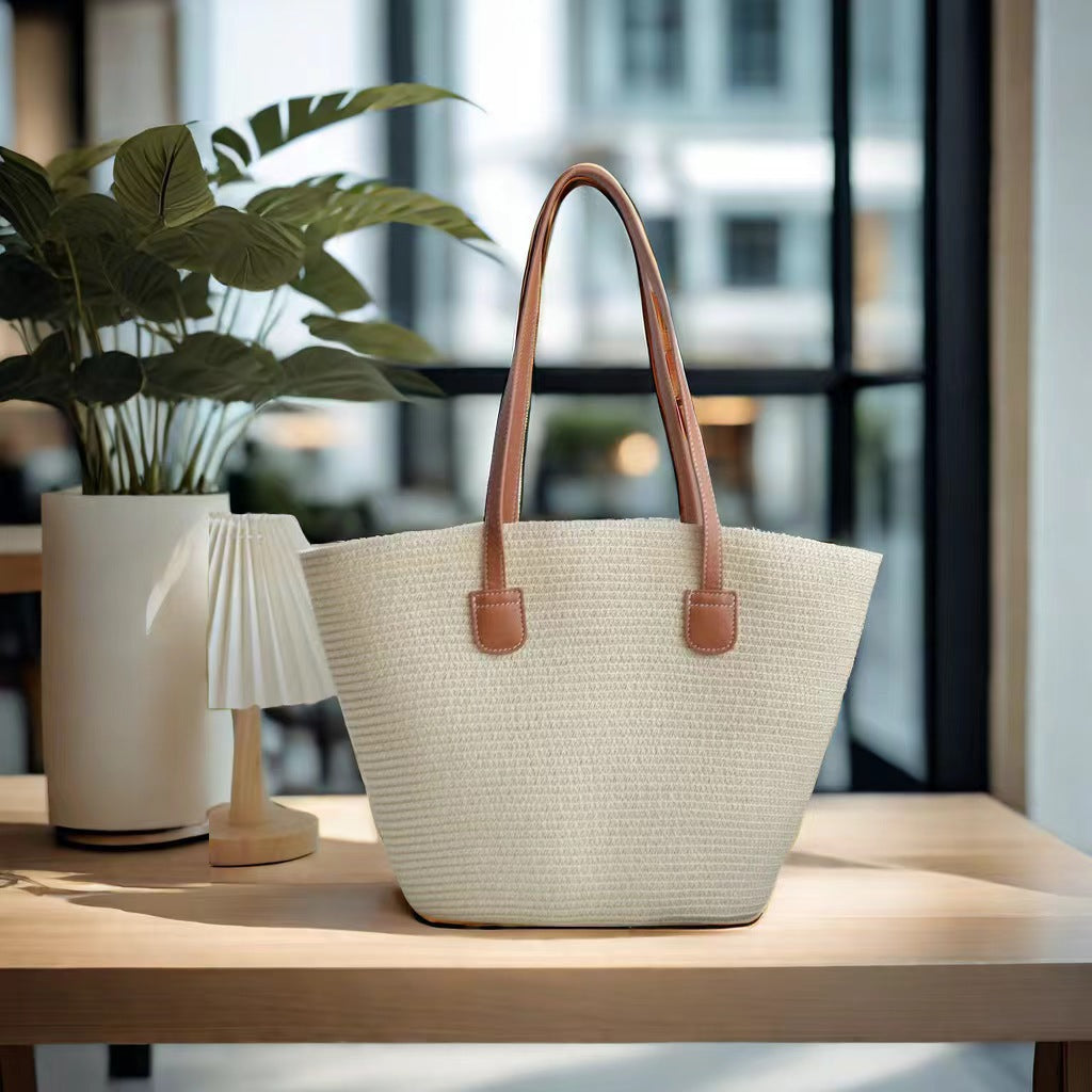 Women's Woven Straw Tote Bag - Minimalist Urban Casual Shoulder Bag with Zipper Compartment