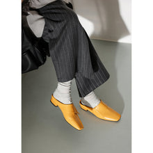 Load image into Gallery viewer, Women's Vintage Cowhide Fold-Over Mules | Square Toe Low Block Heel Backless Loafers