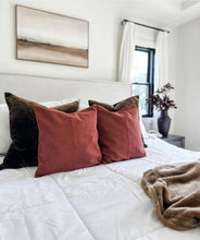 Load image into Gallery viewer, Berry Sherpa Pillow Cover