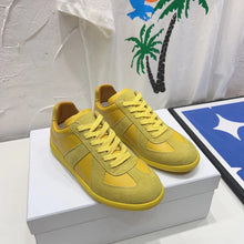 Load image into Gallery viewer, Premium Genuine Leather Casual Sneakers - Unisex Breathable Lace-Up Shoes