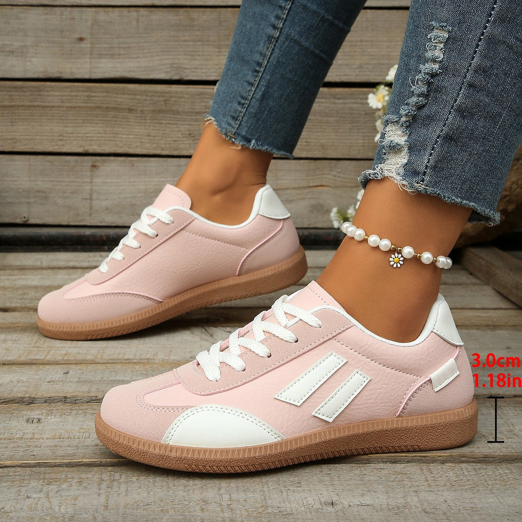 Women's Retro Flat-Soled Plus-Size Sneakers | Casual Lace-Up Comfort Shoes