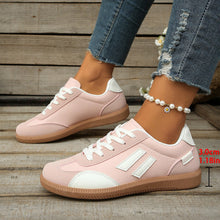 Load image into Gallery viewer, Women's Retro Flat-Soled Plus-Size Sneakers | Casual Lace-Up Comfort Shoes