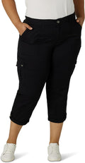Lee Women's Plus Size Flex-to-go Mid-Rise Relaxed Fit Cargo Capri Pant