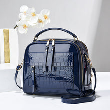Load image into Gallery viewer, Versatile Underarm Winter Crossbody Bag
