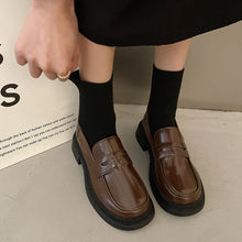Load image into Gallery viewer, Women's Vintage Preppy Leather Casual Shoes - Round Toe Platform Shoes