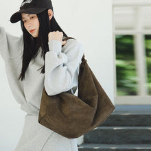 Load image into Gallery viewer, Women's Large-Capacity Suede Shoulder Bag – Casual Everyday Handbag