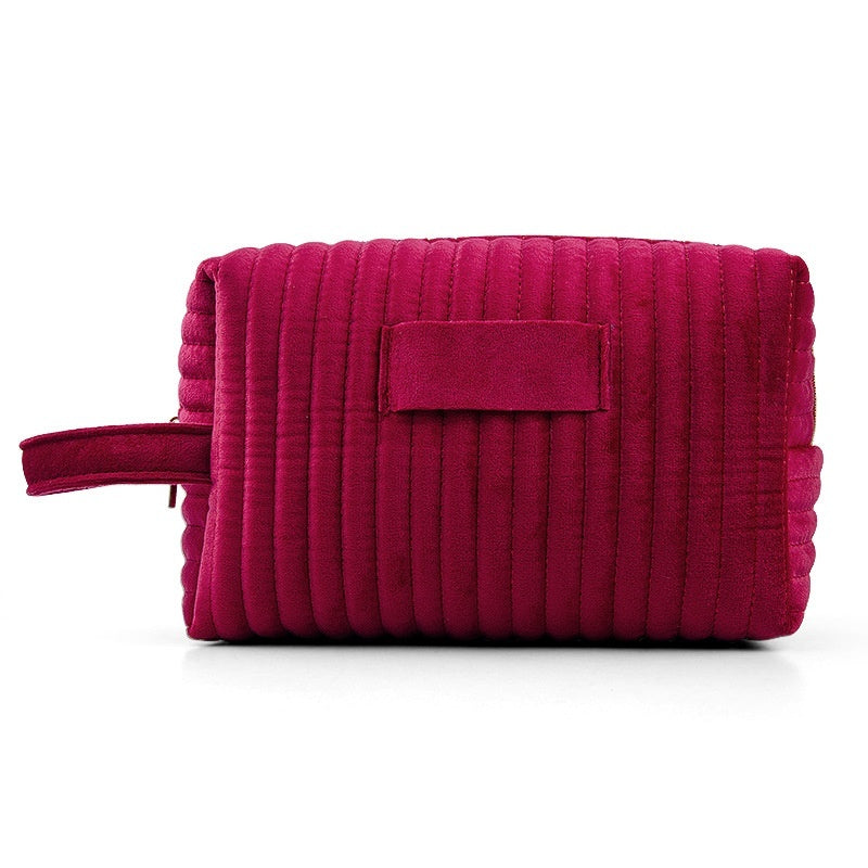 Velvet Large-Capacity Makeup Organizer Bag – Portable Travel Cosmetics Bag
