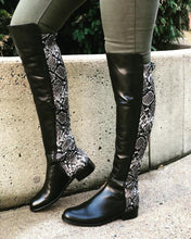Load image into Gallery viewer, The Moengo Black Leather Leopard Knee High Women Boot