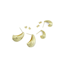 Load image into Gallery viewer, Silver Gold Shell Drop Earrings, Sku#A266