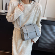 Load image into Gallery viewer, Women's Minimalist Crossbody Shoulder Bag - Versatile PU Leather Handbag with Multiple Compartments