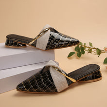 Load image into Gallery viewer, Women's Pointed-Toe Low-Heel Plaid Slippers - Chic Outdoor Mules