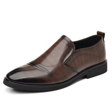 Load image into Gallery viewer, Men's Plus-Size Vintage Business Slip-On Leather Loafers