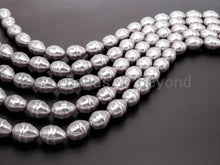 Load image into Gallery viewer, Gray Natural Mother of Pearl Large Baroque shape beads,17x23