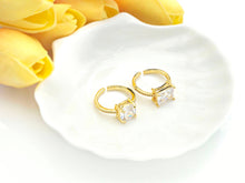 Load image into Gallery viewer, 18K Gold Filled Cubic Zirconia Solitaire Ring, Sku#X180C