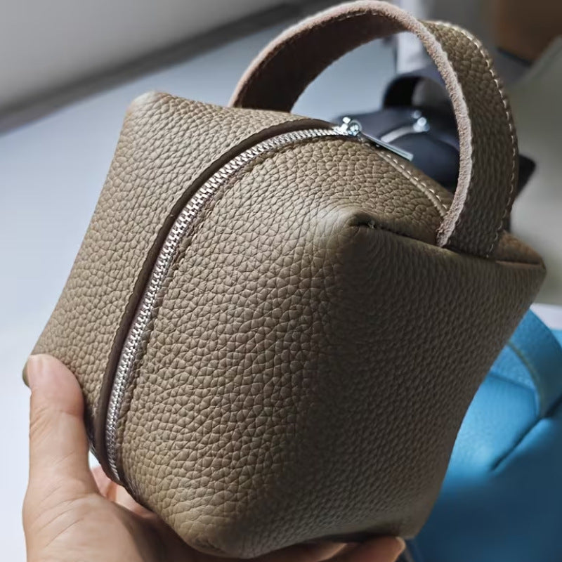 Women's Square Bread-Shaped Toiletry & Cosmetic Bag – Waterproof Organizer