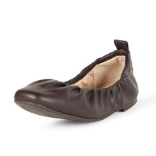Load image into Gallery viewer, The Drop Women's Paige Scrunch Ballet Flat
