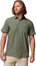 Columbia Men’s PFG Slack Tide Camp Shirt