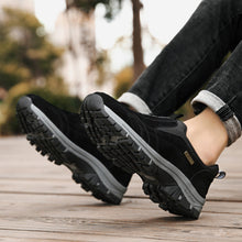 Load image into Gallery viewer, Men's Breathable Slip-On Sneakers