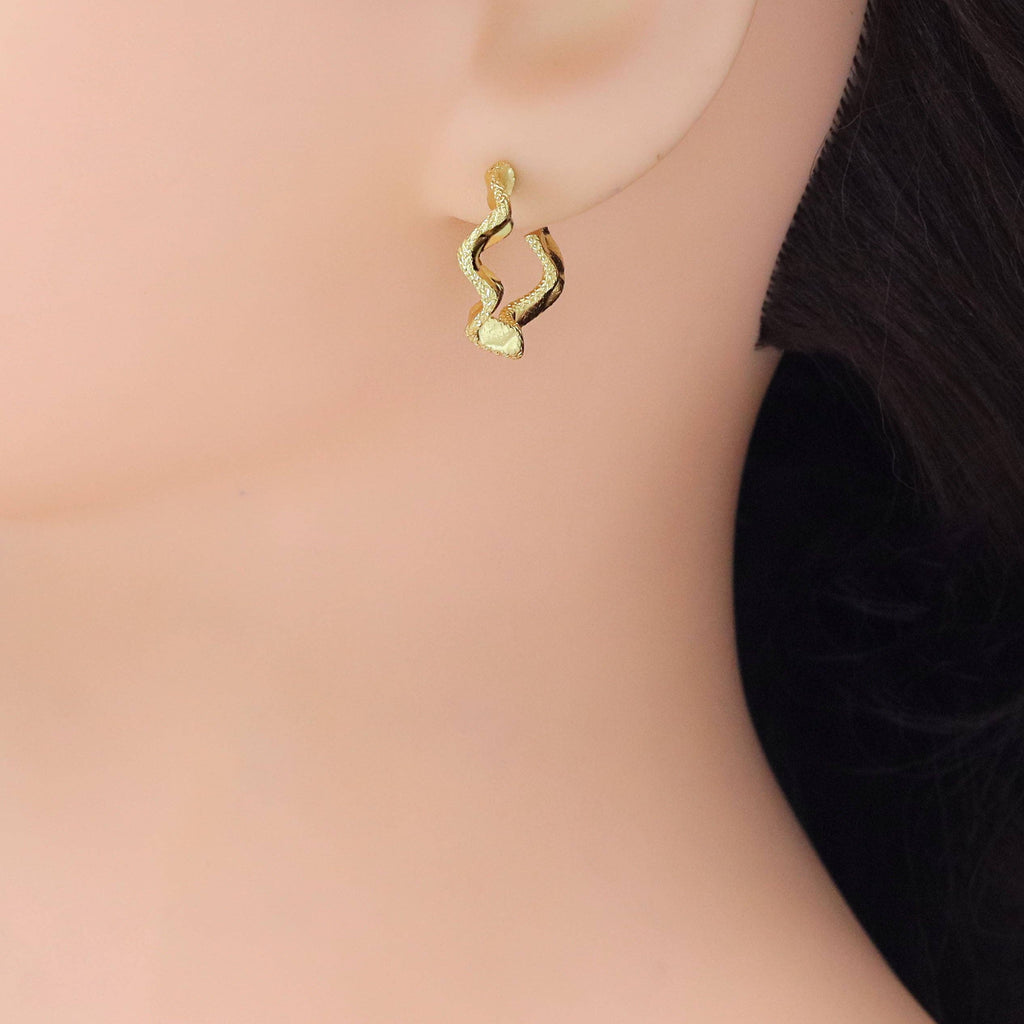 Hammered Gold Wiggle wave line  Earrings, Sku#A265