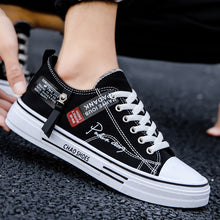 Load image into Gallery viewer, Men's Breathable Canvas Sneakers | Lace-Up Casual Shoes