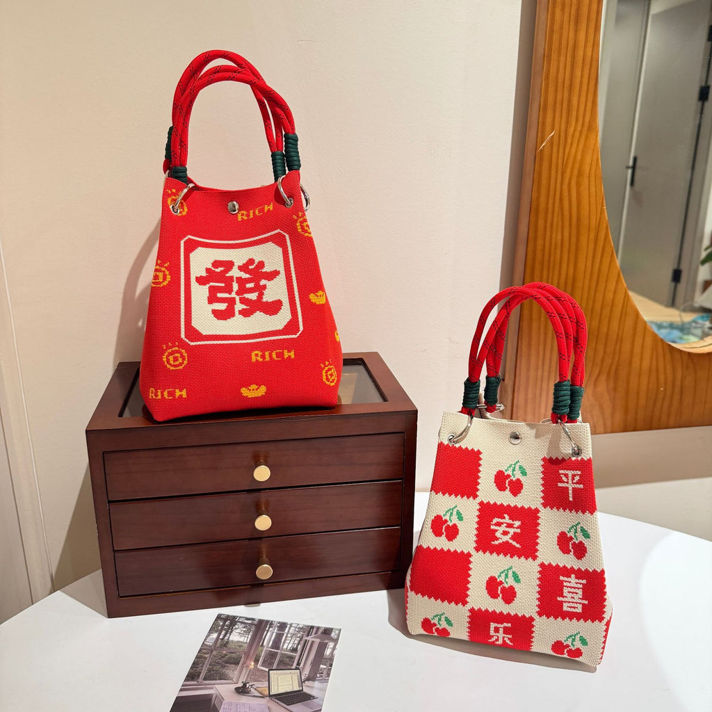 Women's Knitted Tote Bag - Large Capacity Magnetic Closure Bucket Bag
