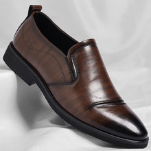 Load image into Gallery viewer, Men's Plus-Size Vintage Business Slip-On Leather Loafers