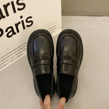 Load image into Gallery viewer, Women's Vintage Preppy Leather Casual Shoes - Round Toe Platform Shoes