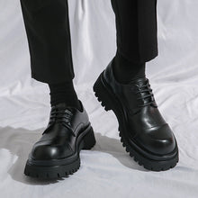 Load image into Gallery viewer, Men's British-Style Glossy Height-Increasing Leather Shoes – Tassel Loafer, Microfiber Upper