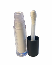 Load image into Gallery viewer, Starpetal - Rose gold chameleon cream facial hi-lighter