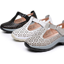 Load image into Gallery viewer, Women's Comfortable Flat Leather Shoes – Suede Round Toe Flats