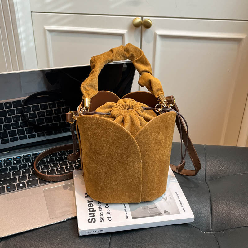 Women's Petal-Shaped Crossbody Bag - PU Leather Small Shoulder Bag with Adjustable Strap