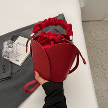Load image into Gallery viewer, Women's PU Leather Bucket Tote Crossbody Bag – Pleated Oval Shoulder Bag