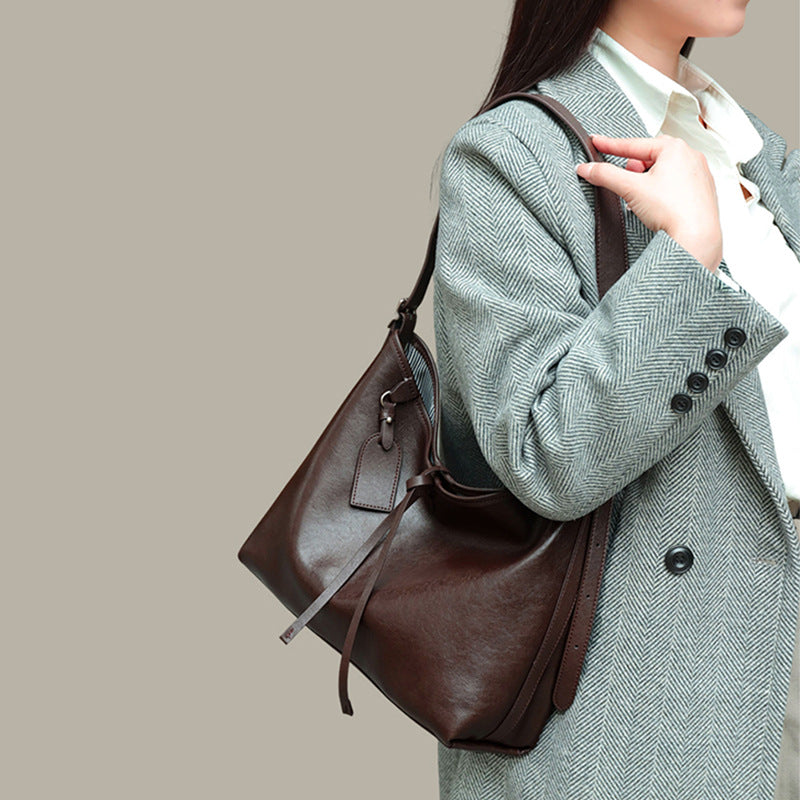 Women's Genuine Leather High-Capacity Shoulder Bag | Retro Casual Handbag