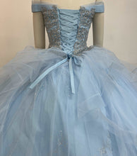 Load image into Gallery viewer, (LIVE 17) Exclusive gowns, silky luxury, stylish journey.